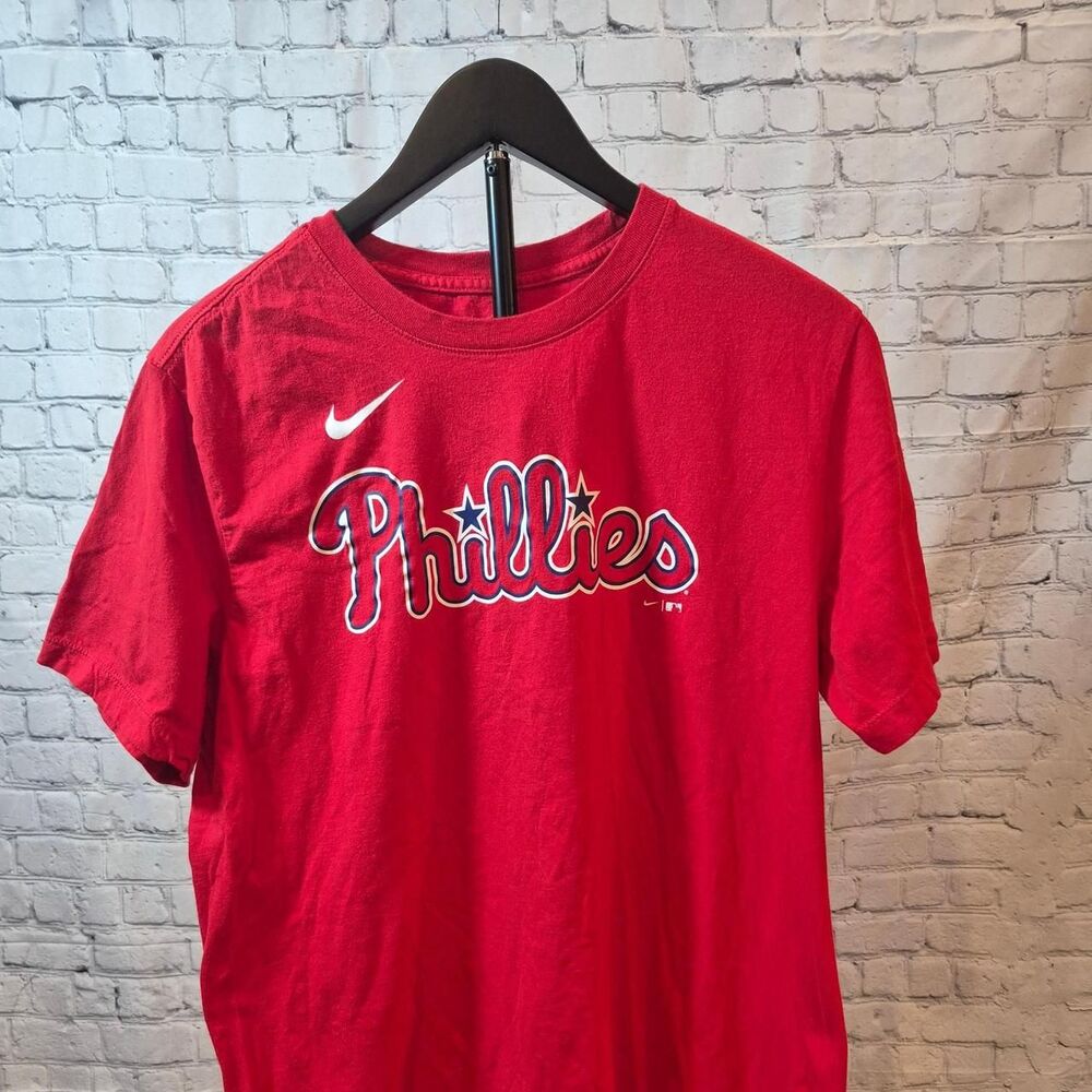 Nike Men's Red T-shirt